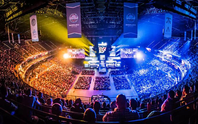 了更坚实的 了更坚实的